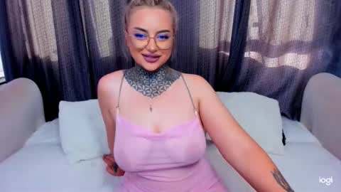 Amy online show from September 23, 1:53 pm