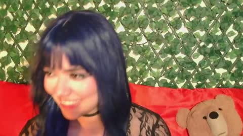 bombon online show from April 23, 3:47 pm