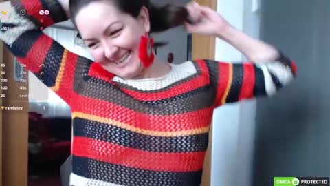 Snapshot of bon_appetits69 chatting on February 18, 11:33 am Luthien online show from February 18, 11:33 am