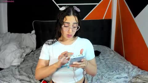 BON BON online show from November 3, 4:38 am