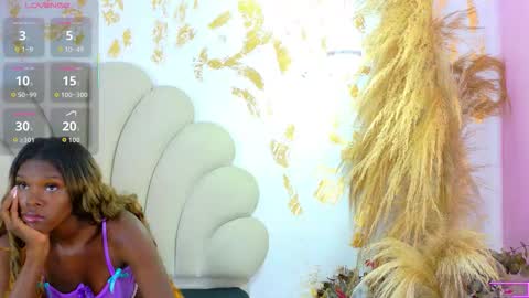 bonieklent online show from November 30, 3:32 am