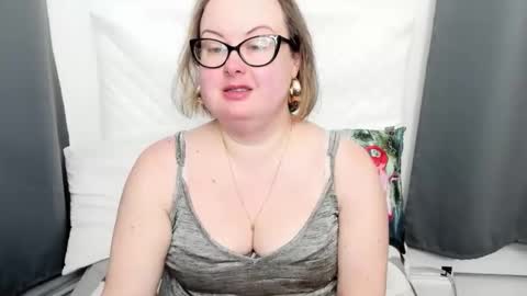 Bonnie online show from March 3, 5:46 am