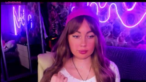 Mira online show from October 26, 7:42 pm