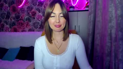 Mira online show from February 12, 8:29 pm