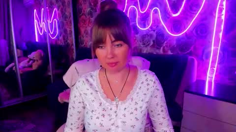 Mira online show from September 14, 7:34 pm