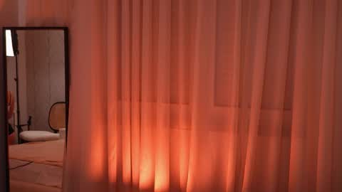 boootyfrytti online show from November 6, 7:20 pm