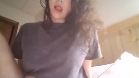 Snapshot of bouncyqueenmajesty chatting on September 10, 7:25 pm Bouncy Queen Majesty online show from September 10, 7:25 pm