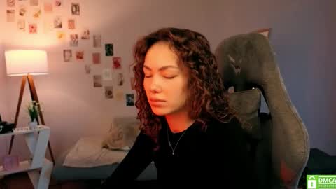 Lilly online show from November 2, 7:12 am