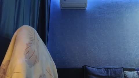 Belle  online show from February 2, 4:28 pm