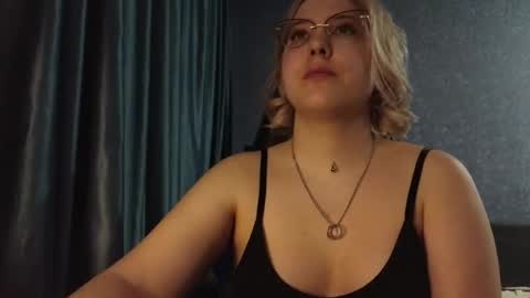 Belle  online show from April 15, 1:44 pm