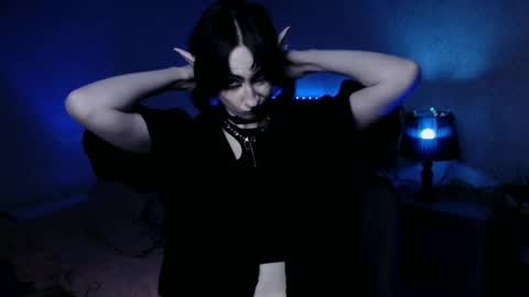 Aurorabut ur dad just calls me Rory online show from March 1, 7:24 pm