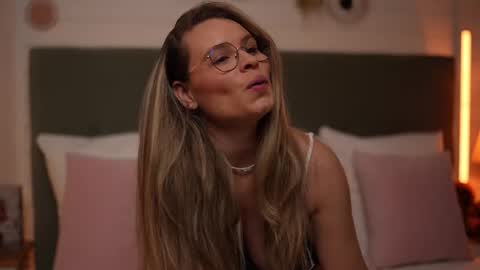 Alex online show from March 17, 5:00 am