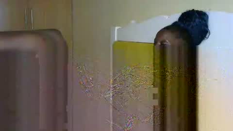 brat_bubble online show from January 18, 8:51 pm