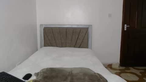 Snapshot of breasticles_msh chatting on December 6, 5:42 am sweet Meri online show from December 6, 5:42 am