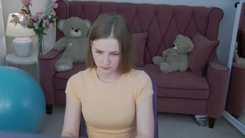 Bree online show from April 13, 11:22 am