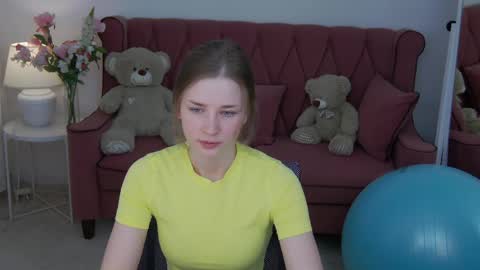 Bree online show from April 15, 11:44 am