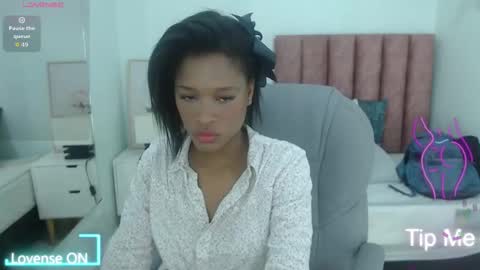 Brenda online show from December 2, 3:52 am