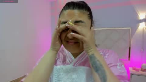 BRENDDA  online show from April 7, 3:19 am