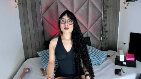 B R I A  online show from April 6, 1:38 am