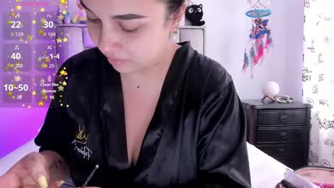     online show from November 16, 6:19 pm