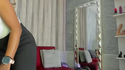 Brianna Chelsea  online show from November 1, 12:42 pm