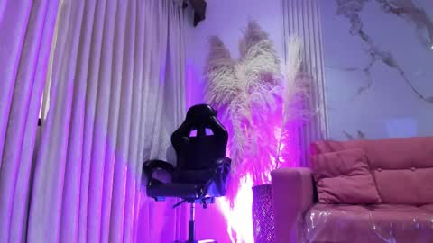    online show from February 16, 12:05 pm