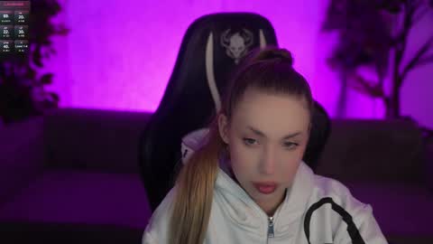 Diamonds Girls online show from February 11, 5:20 am