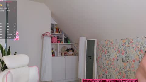 Vi. online show from October 23, 4:18 am