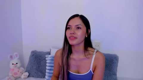 Brisa  online show from November 25, 5:04 pm