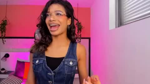 britney_collins_ online show from July 9, 12:51 pm