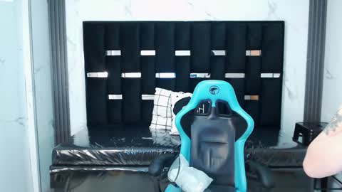 Britney  online show from February 5, 2:47 am