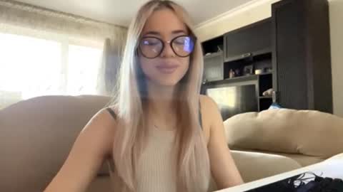 Alisa online show from February 16, 9:42 am