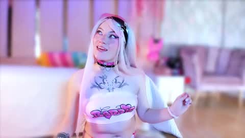     online show from October 26, 2:23 pm