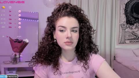 Snapshot of brookchills chatting on December 25, 8:07 pm Brook Help me collect 100 reactions online show from December 25, 8:07 pm