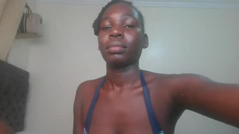 brown_sugar9 online show from June 14, 10:15 am
