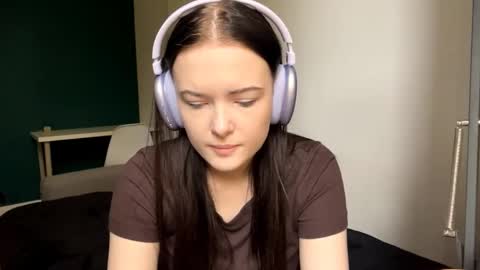 Luna online show from May 7, 1:37 pm