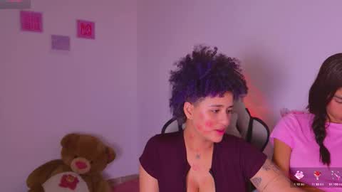 SARAH  online show from January 16, 3:46 am