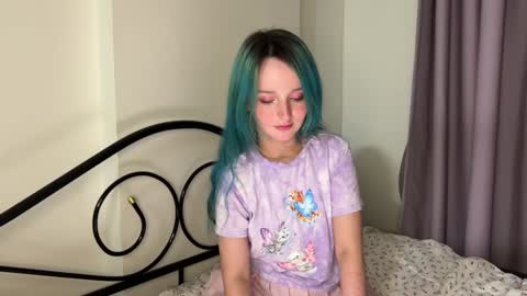 bubble_b00 online show from February 8, 3:42 pm