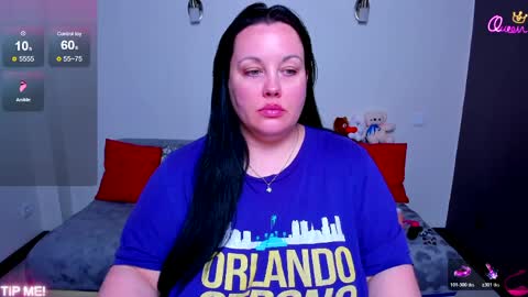 Emma online show from April 8, 3:14 pm