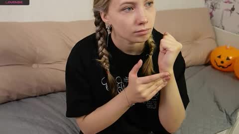 Sabrina  online show from October 30, 4:59 am