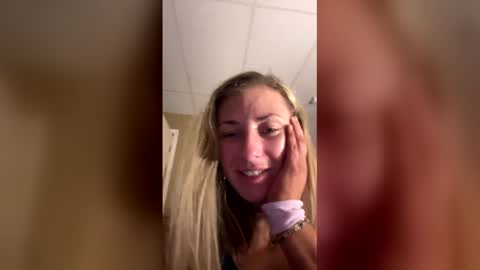 bubbles online show from May 2, 3:43 am