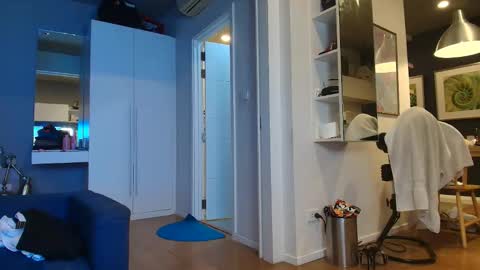 buddiup2 online show from November 1, 7:56 am