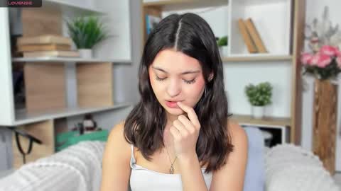 Aria online show from February 19, 8:14 am