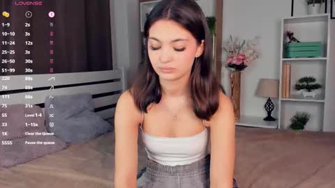 Aria online show from January 10, 8:08 am