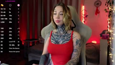 bunnykelly online show from January 14, 7:19 pm