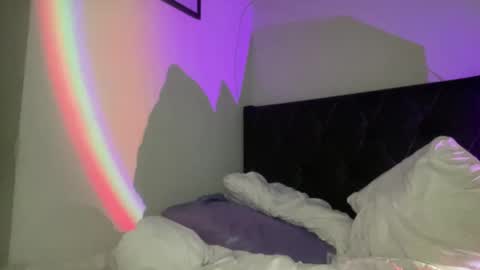 Snapshot of bunnymami chatting on December 20, 4:09 am bunnymami333 online show from December 20, 4:09 am