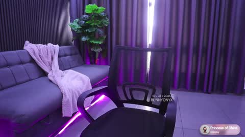 Stephanie   Next stream WEDNESDAY   6pm  PDT online show from March 25, 7:50 pm