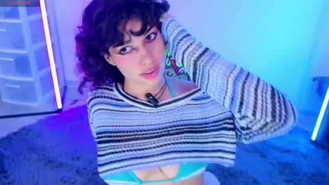   online show from April 17, 11:51 pm