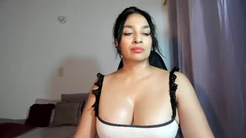 byker_lo online show from July 11, 10:54 pm