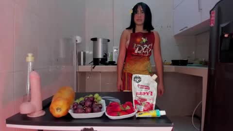 I am Katherine  online show from April 11, 11:58 am